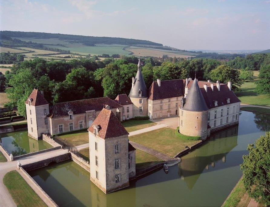 Le Relais Apartment Vandenesse-en-Auxois ภายนอก รูปภาพ